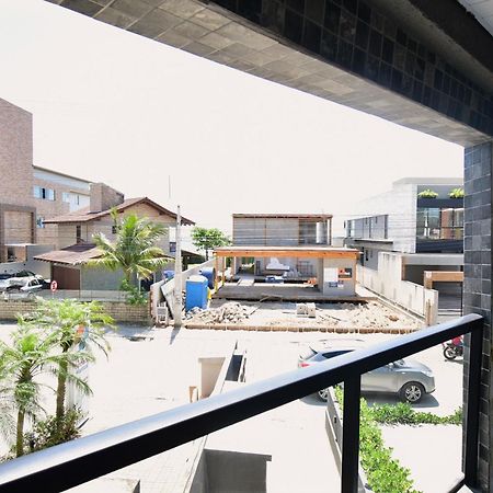 ボンビーニャスResidencial Melfi 3 Ap.1 Frenteアパートメント エクステリア 写真